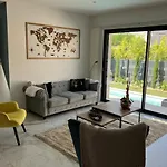 Modern * Toulouges
