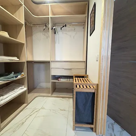 Modern * Toulouges