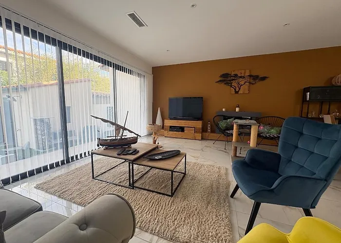 Modern Villa Toulouges